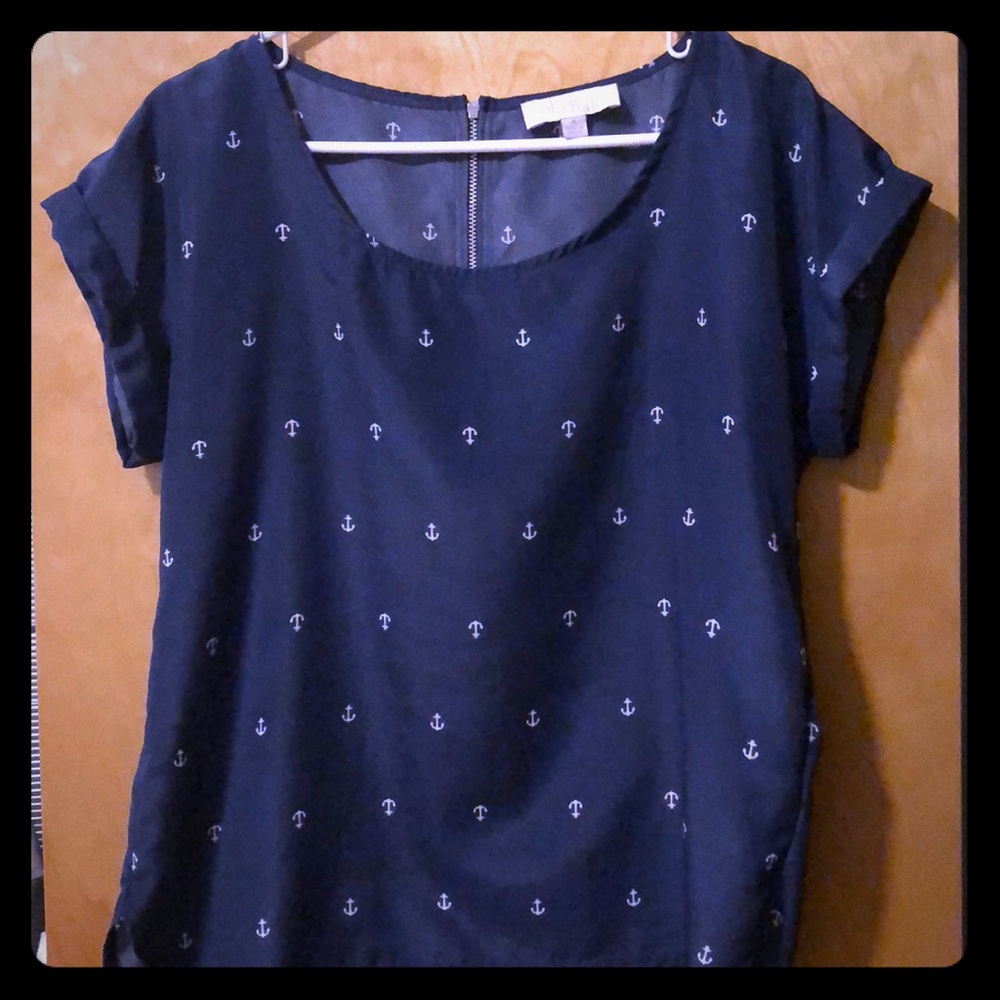 Fun Anchor Short Sleeve Top